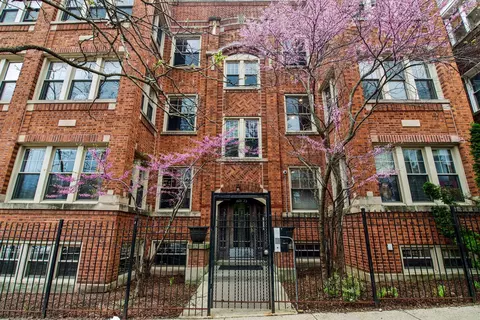 1623 W North Shore Ave #3, Chicago, IL 60626