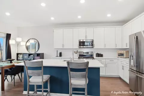 Kitchen - 1213 Draper Rd, Mchenry, IL 60050 photo 2 of 2