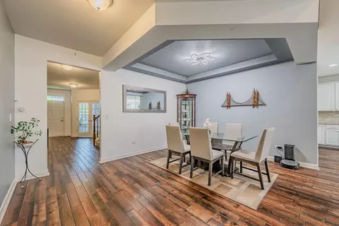 Dining - 2942 Trillium Ct E, Aurora, IL 60506 photo 2 of 3