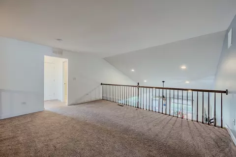 Entry Way - 2942 Trillium Ct E, Aurora, IL 60506 photo 6 of 6