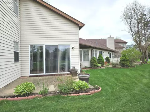 Exterior - 21204 W Silktree Cir, Plainfield, IL 60544 photo 3 of 4