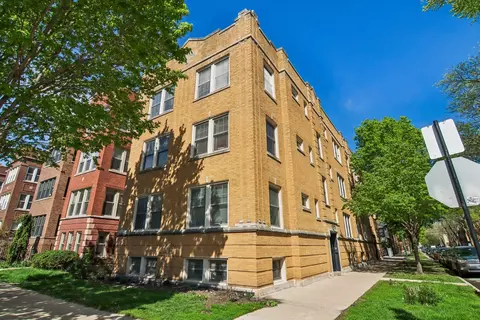 2656 W Gunnison St #1, Chicago, IL 60625