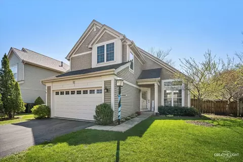 12 Middlefield Ct, Lake In The Hills, IL 60156