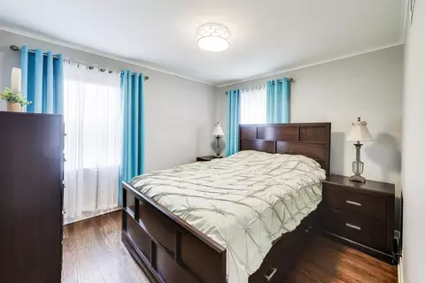 Bedroom - 9529 Monroe Ave, Brookfield, IL 60513 photo 1 of 5