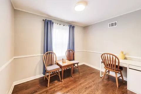Dining - 9529 Monroe Ave, Brookfield, IL 60513 photo 2 of 2