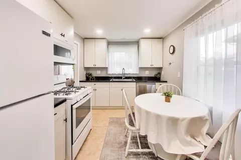 Kitchen - 9529 Monroe Ave, Brookfield, IL 60513 photo 2 of 2