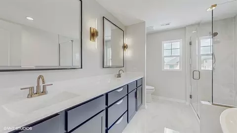 Bath - 4942 W Ribbon Dr, Monee, IL 60449 photo 2 of 3