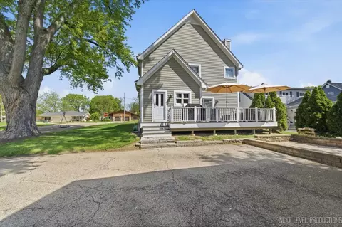 Exterior - 534 Walnut St, Batavia, IL 60510 photo 3 of 4