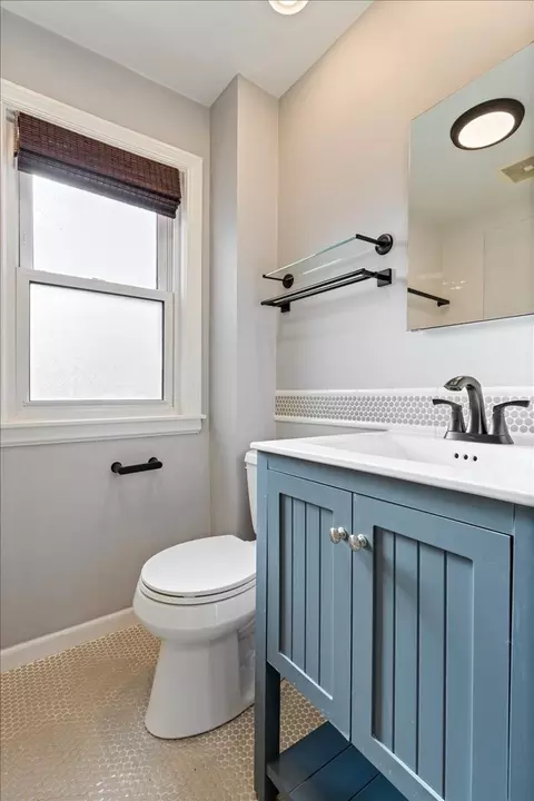 Bath - 2310 Brown Ave, Evanston, IL 60201 photo 1 of 3