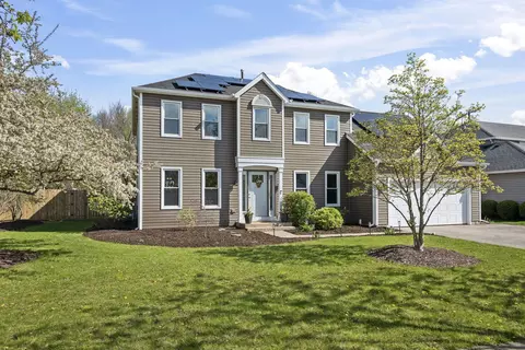 1266 Sagebrush Trl, Cary, IL 60013