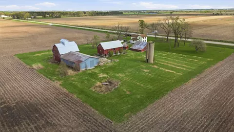 View/Area - 12228 Black Rd, Morrison, IL 61270 photo 4 of 6
