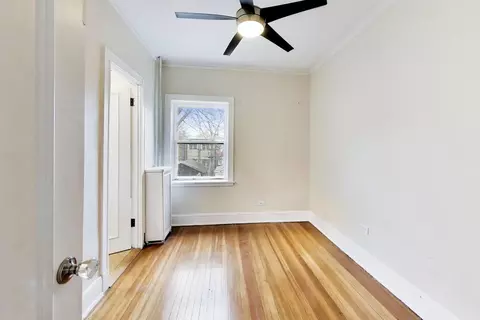 Bedroom - 825 E Drexel Sq #2, Chicago, IL 60615 photo 4 of 5