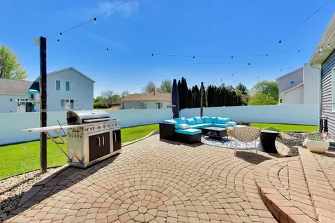 Exterior - 24851 Michele Dr, Plainfield, IL 60544 photo 6 of 9