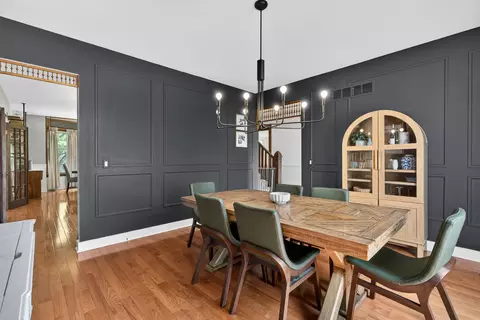 Dining - 28364 N Lakeview Cir, Mchenry, IL 60051 photo 2 of 3