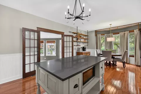 Kitchen - 28364 N Lakeview Cir, Mchenry, IL 60051 photo 4 of 4