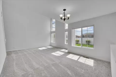 Living - 1137 Longford Rd, Bartlett, IL 60103 photo 4 of 4