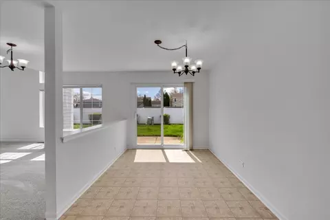 Dining - 1137 Longford Rd, Bartlett, IL 60103 photo 1 of 1
