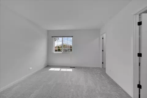 Bedroom - 1137 Longford Rd, Bartlett, IL 60103 photo 1 of 2