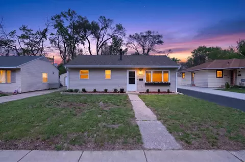 2011 Overdene Ave, Rockford, IL 61103