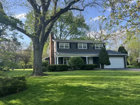 26 W164 Tomahawk Dr, Wheaton, IL 60189 photo 1