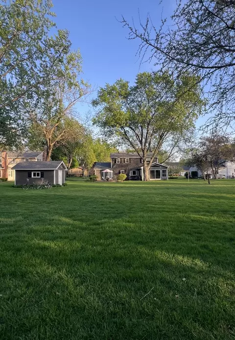 26 W164 Tomahawk Dr, Wheaton, IL 60189 photo 13