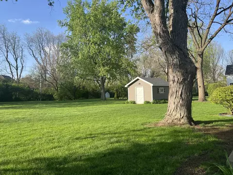 26 W164 Tomahawk Dr, Wheaton, IL 60189 photo 8