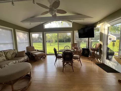 26 W164 Tomahawk Dr, Wheaton, IL 60189 photo 11