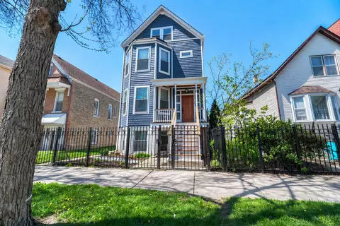 2838 N Hamlin Ave, Chicago, IL 60618