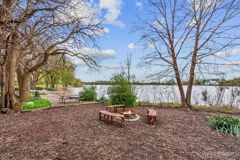 Exterior - 4 Mohawk Dr, South Barrington, IL 60010 photo 4 of 11