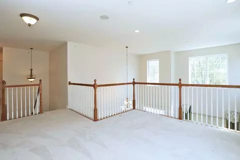 2140 Edgartown Ln, Hoffman Estates, IL 60192 photo 21