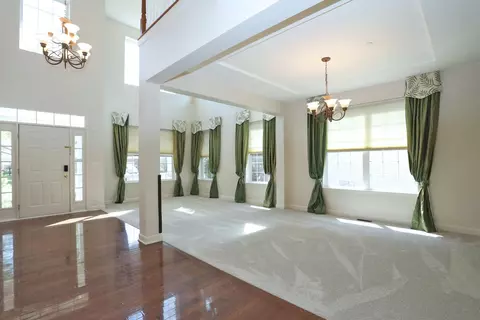 2140 Edgartown Ln, Hoffman Estates, IL 60192 photo 8