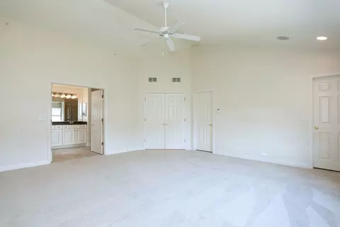 2140 Edgartown Ln, Hoffman Estates, IL 60192 photo 24