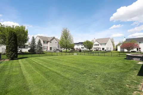 2140 Edgartown Ln, Hoffman Estates, IL 60192 photo 39