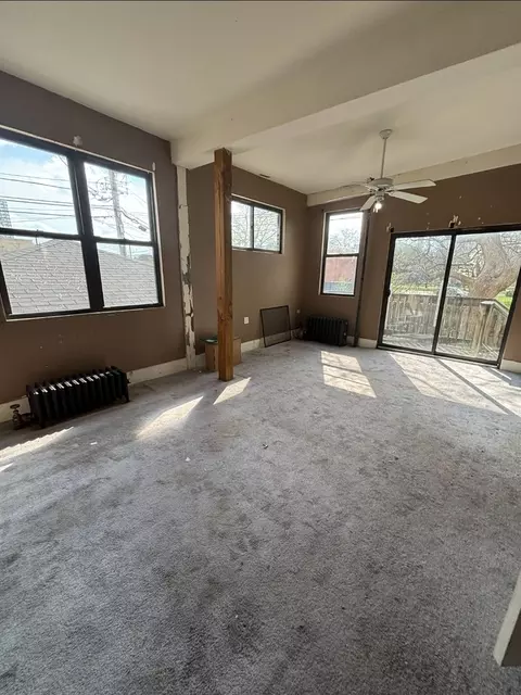 Living - 419 E 46th St, Chicago, IL 60653 photo 7 of 7