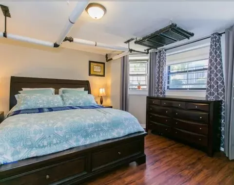 Bedroom - 419 E 46th St, Chicago, IL 60653 photo 3 of 3