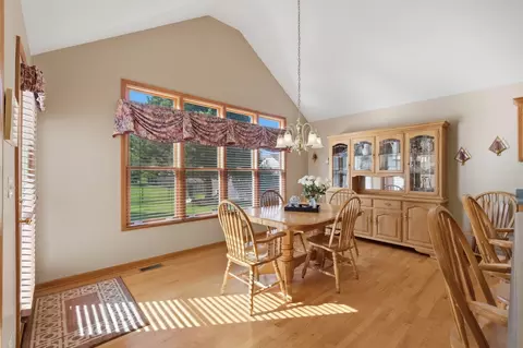 Dining - 25006 Sandra Ln, Plainfield, IL 60544 photo 5 of 5