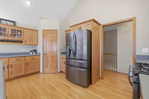 Kitchen - 25006 Sandra Ln, Plainfield, IL 60544 photo 1 of 5