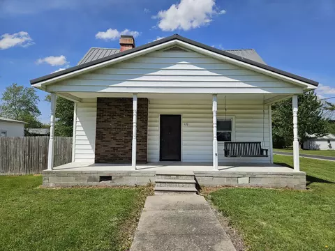 120 E Wayne St, Geff, IL 62842