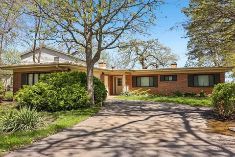 59 Cora Ave, Fox Lake, IL 60020