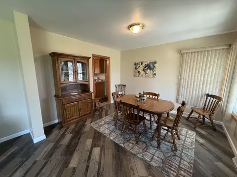 Dining - 521 W Mill St, Kewanee, IL 61443 photo 1 of 3