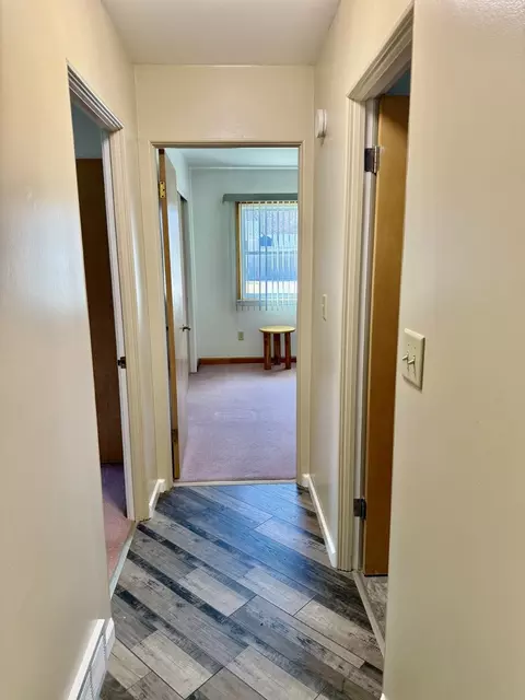 Entry Way - 521 W Mill St, Kewanee, IL 61443 photo 5 of 5
