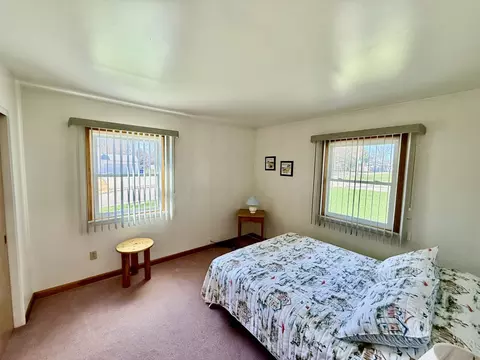 Bedroom - 521 W Mill St, Kewanee, IL 61443 photo 4 of 5