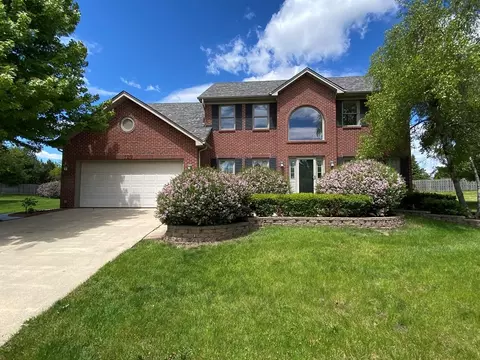 720 Kendridge Ct, Aurora, IL 60502