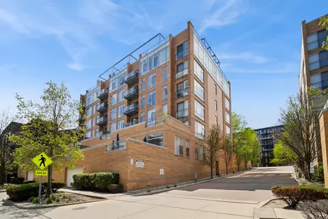 1720 Oak Ave #711, Evanston, IL 60201