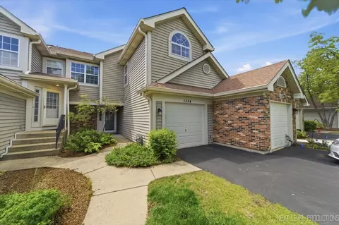 1334 Coldspring Rd #1334, Carol Stream, IL 60188