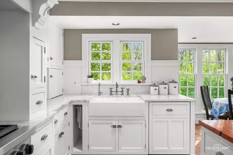 Kitchen - 5 N890 Surrey Rd, Wayne, IL 60184 photo 4 of 5