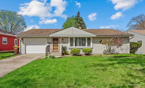 803 Emerson Dr, Rockford, IL 61108