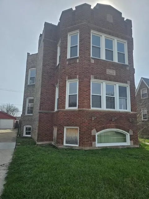 9439 S Racine Ave, Chicago, IL 60620