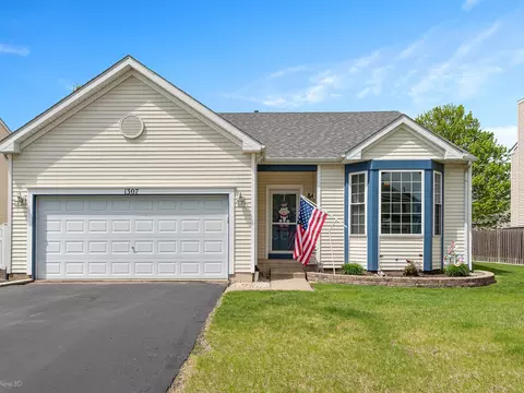 Exterior - 1307 Broadlawn Dr, Plainfield, IL 60586 photo 1 of 2