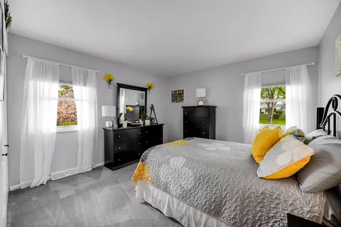 Bedroom - 920 Harrison Ln, Hoffman Estates, IL 60192 photo 3 of 3